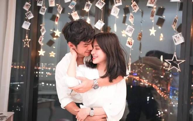 Được bạn trai 'soái ca' tận tình chăm sóc, Trang Anna đích thị là cô gái có số hưởng nhất năm rồi!