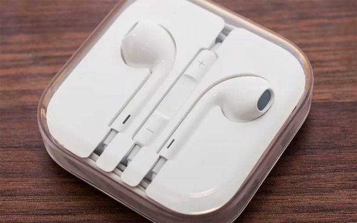 Vì sao tai nghe Apple lúc nào cũng chỉ có bản màu trắng, phải chăng 'táo khuyết' quá nhạt nhẽo?