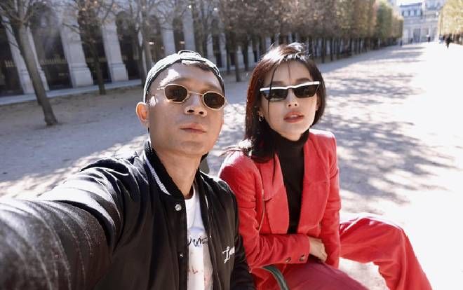 Đăng status lạ, 'cô em trendy' Khánh Linh bị dân mạng suy đoán đang trục trặc với bạn trai