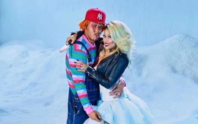 Nicki Minaj tung ảnh hóa trang Halloween cùng chồng nhưng điều khiến fan chú ý lại là đôi nhẫn cưới