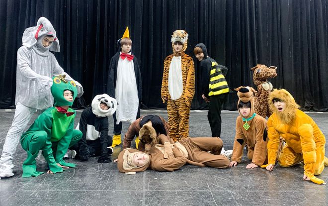 X1 'đánh úp' fan bằng bản dance hóa trang đáng yêu 'Like Always' nhân dịp lễ Halloween