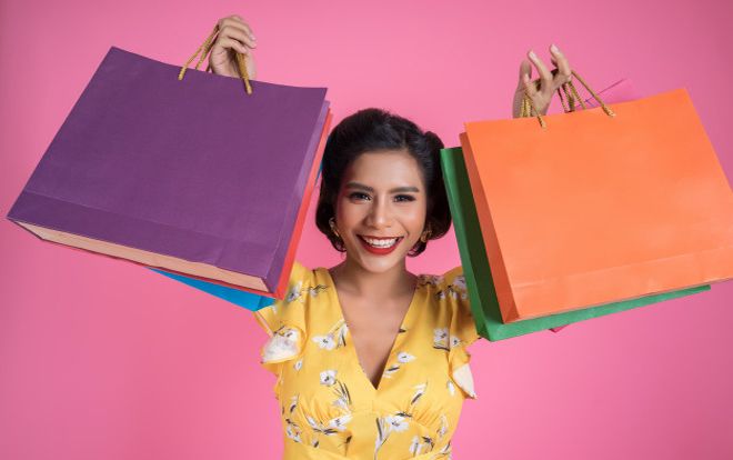 Cận ngày 'hoàng đạo', MoMo tung giải thưởng độc: Quẹt một lần, trúng đổ xăng miễn phí