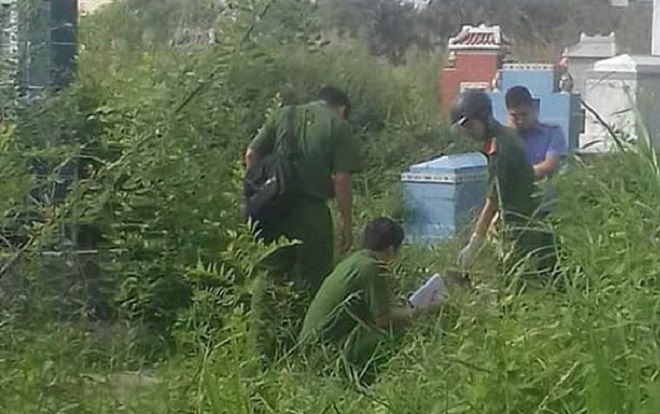 Nam thanh niên dùng dao đe dọa rồi kéo người phụ nữ nhổ lông vịt vào khu gò mả để cưỡng hiếp