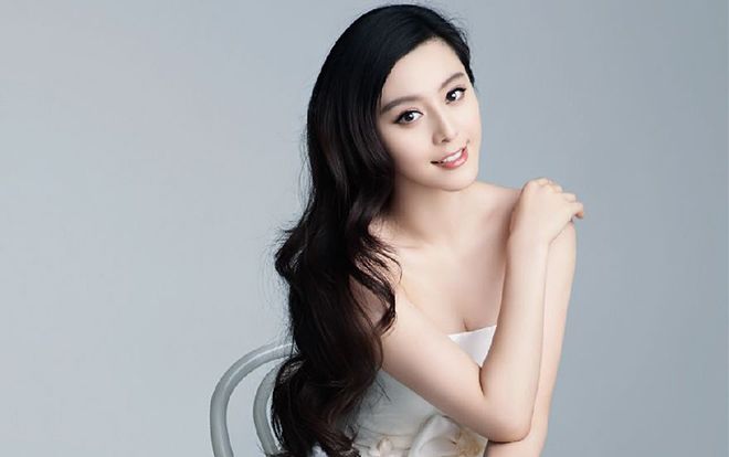 Phạm Băng Băng được đại gia siêu giàu theo đuổi, tặng nhẫn 150 tỷ đồng làm quà sinh nhật lấy lòng người đẹp?