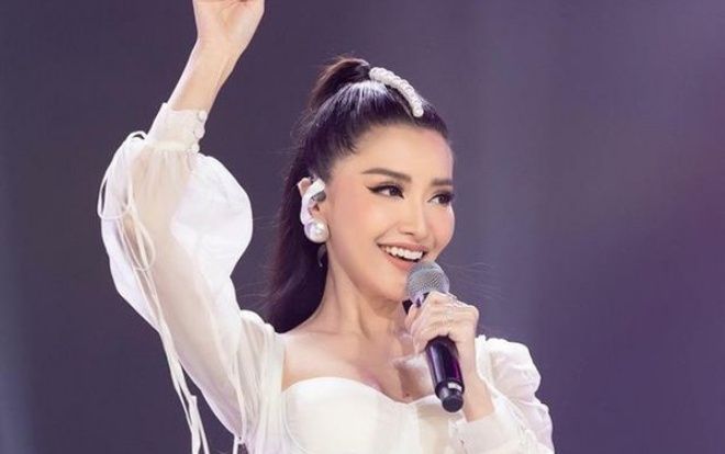Bích Phương: ‘Tôi không hát nhép’