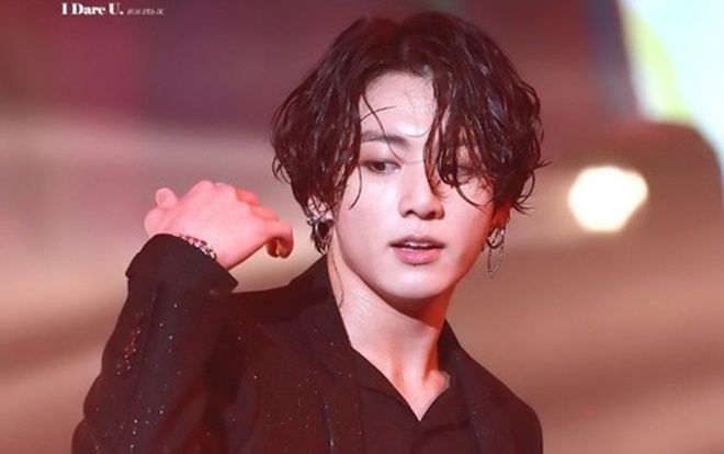 Big Hit thừa nhận Jungkook (BTS) gây tai nạn giao thông