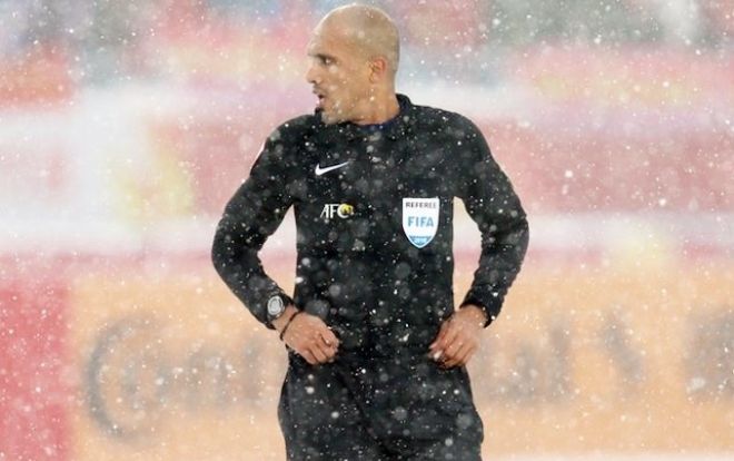 Trọng tài bắt trận Việt Nam - Thái Lan là ai?