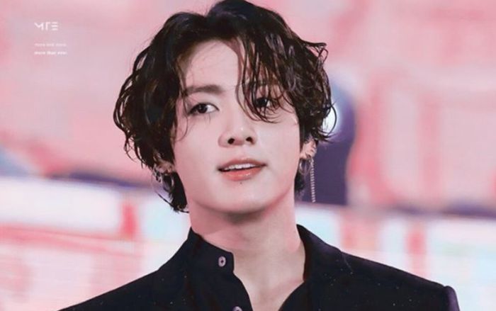 Jungkook (BTS) trở thành nghi phạm vụ tai nạn giao thông!