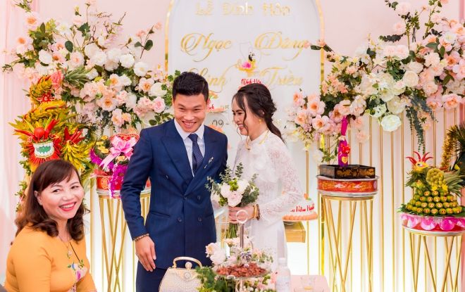 Cựu sao Học viện HAGL - Đông Triều hỏi vợ