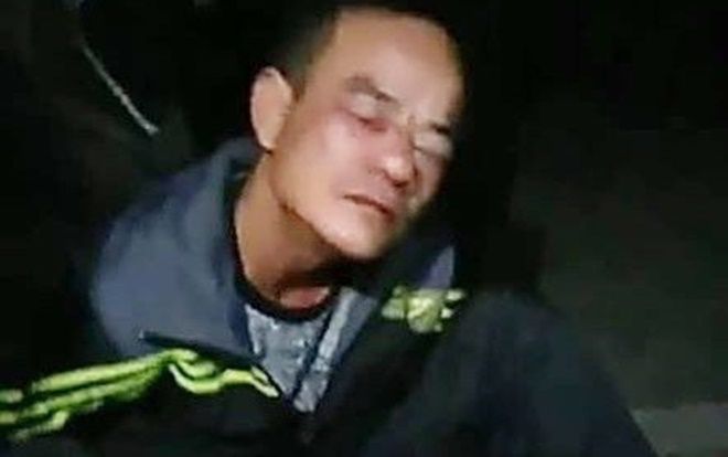 Gã đàn ông đêm khuya chặn đường, cầm dao khống chế thiếu nữ 16 tuổi