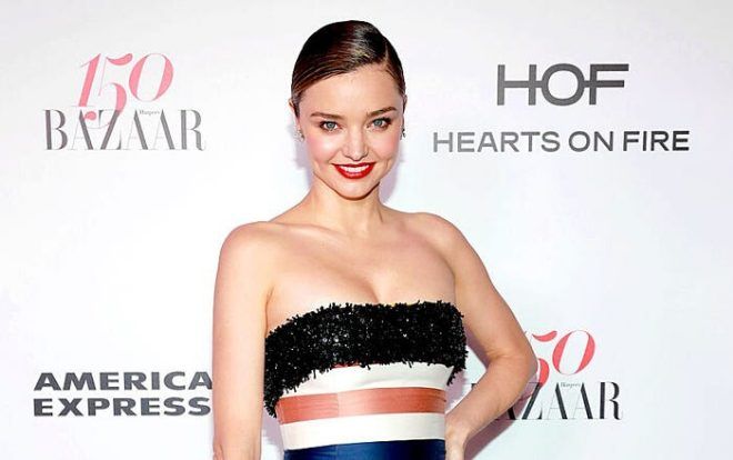 Trend mới mà không lạ, sao Hollywood rầm rộ đá chéo sân lĩnh vực mĩ phẩm