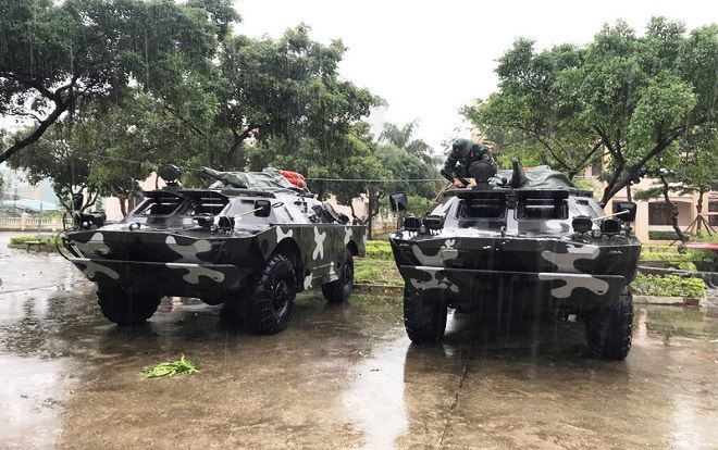 Huy động 10 xe bọc thép đến vùng tâm bão Nakri để sẵn sàng ứng cứu người dân
