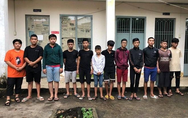 Mâu thuẫn làm ăn, hơn 20 thiếu niên mang hung khí và bom xăng hỗn chiến kinh hoàng ở Sài Gòn