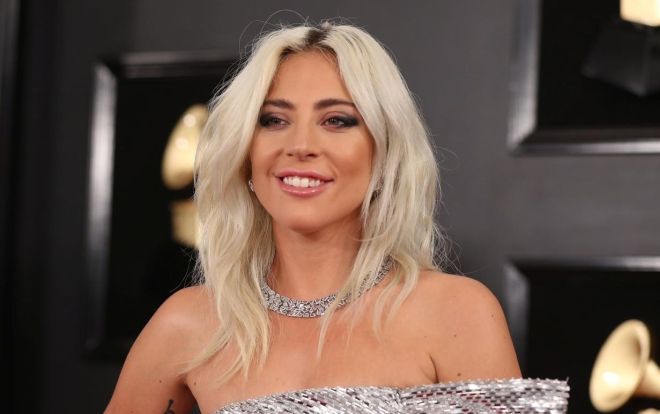 Lady Gaga đãng trí quên mất album 'Artpop' của chính mình