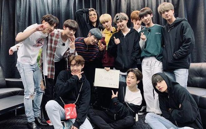 Big Hit bị Netizen chỉ trích nặng nề vì so sánh TXT vượt trội hơn BTS