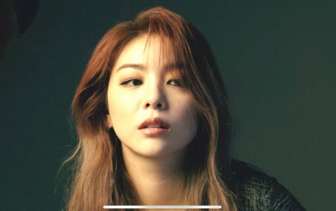 Ailee hí hửng khoe ảnh ở Đà Nẵng, 'mê mệt' trái cây Việt Nam