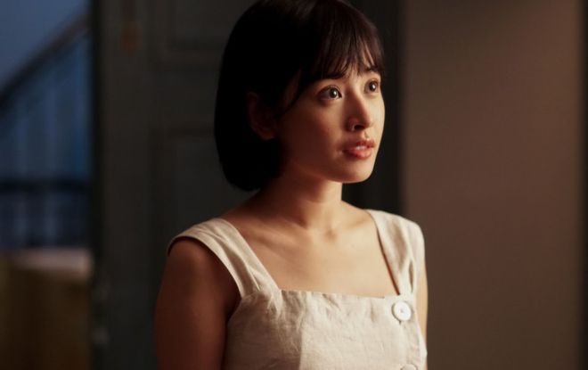 Tràn ngập cảnh nóng và máu me, 'Chị chị em em' có quá liều lĩnh?