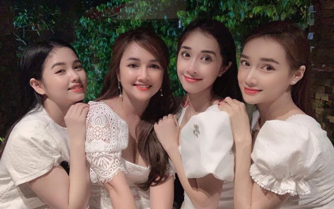 Cùng là gái một con, 3 chị em Nhã Phương bao lần khiến dân tình trầm trồ vì nhan sắc hơn người