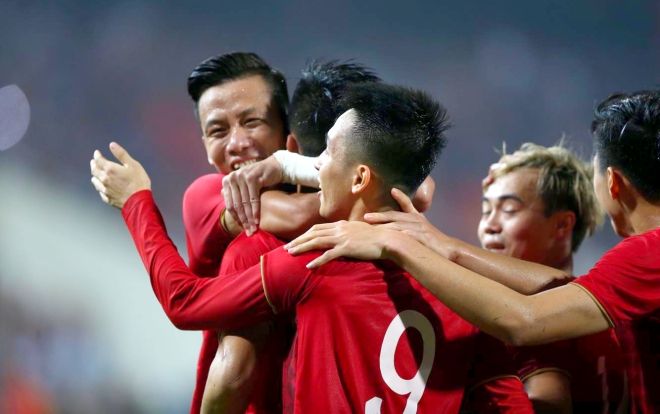 Việt Nam hạ UAE: Màn trình diễn đẳng cấp của Tuấn Anh và Tiến Linh