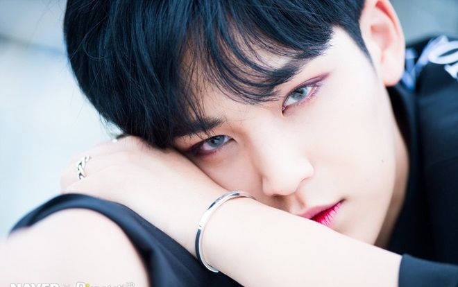Mingyu (SEVENTEEN) khiến các fan 'phát cuồng' khi quay trở lại với màu tóc đen