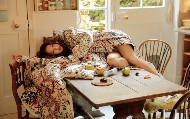 Jisoo (BlackPink) 'hớp hồn' fan với loạt ảnh họa báo cùng châm ngôn: 'Thay vì theo đuổi hình ảnh của người khác, hãy theo đuổi ước mơ của riêng bạn'!