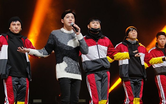 Noo Phước Thịnh đưa cả 'thiêu thân' lên sân khấu, sẵn sàng mang hit mới bùng nổ cùng 25.000 khán giả Hàn Quốc