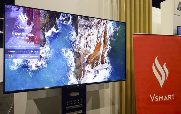 TV của Vsmart lộ ảnh thực tế: Màn hình 55 inh độ phân giải 4K, được chế tạo bởi người Việt