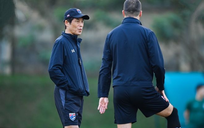 HLV Thái Lan nổi giận lôi đình vì lộ đội hình thi đấu trước ĐTVN