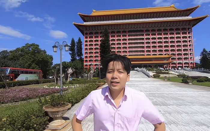 Khoa Pug lần đầu làm vlog chia sẻ sau lùm xùm ở Nhật: 'Tôi bỏ tiền ra làm du lịch, chả xin tiền ai, việc gì phải giải thích'