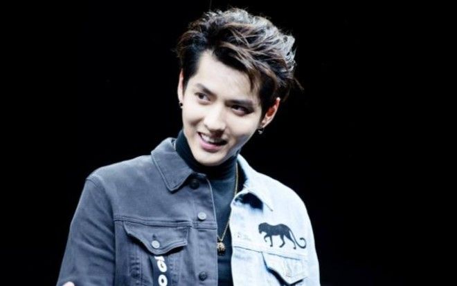 Nghi vấn Ngô Diệc Phàm tiếp tục bị lộ video tâm sự với bạn gái, than thở không muốn làm việc