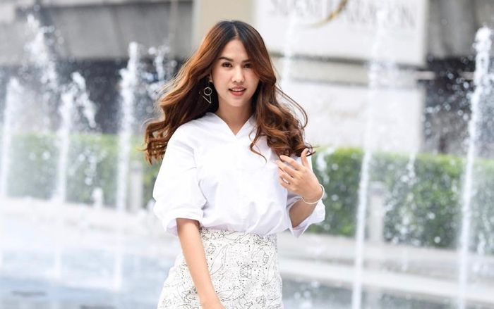 WAGs Thái Lan xinh vượt trội so với WAGs Việt Nam