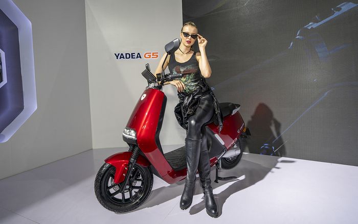 Xe máy điện YADEA G5 chính thức ra mắt tại Việt Nam: Nhiều tính năng thông minh, dùng pin giống xe Tesla