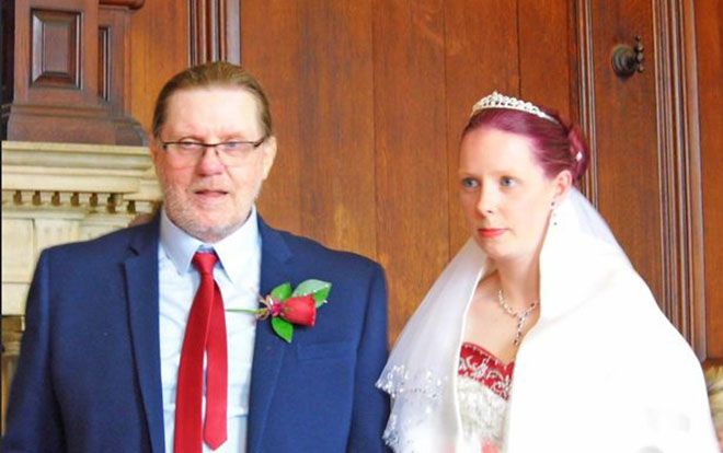 Cặp đôi lệch nhau 40 tuổi làm đám cưới sau một tháng hẹn hò, phản ứng của người xung quanh khiến cô dâu tổn thương