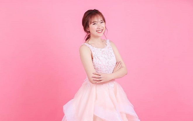 Nữ sinh ĐH Tôn Đức Thắng khiến bao chàng trai ‘đứng hình’ với đoạn Tik Tok chẳng kém cạnh các hotgirl xứ Hàn