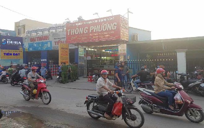 Diễn biến mới nhất vụ nổ súng cướp tiệm vàng ở TP.HCM: Đã bắt được 2 nghi can