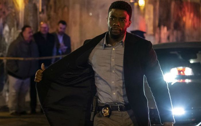'21 Bridges' (21 Cây Cầu): Phim hành động trinh thám nhạt nhòa của 'Black Panther' Chadwick Boseman