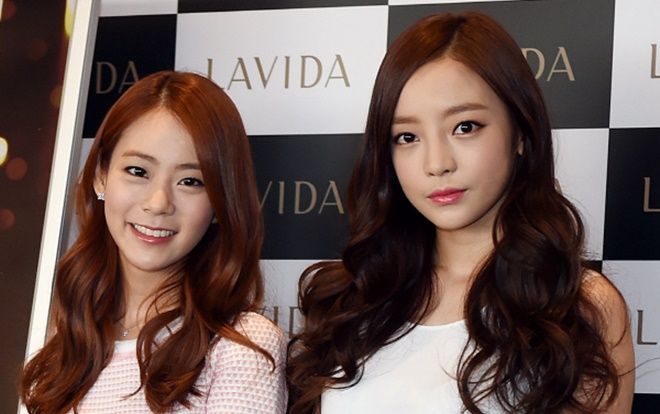 Han Seung Yeon (KARA) gục ngã ngay khi nghe tin Goo Hara qua đời