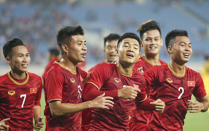 Đi Philippines cổ vũ đội tuyển Việt Nam thi đấu SEA Games 30 bạn phải chuẩn bị bao nhiêu tiền?