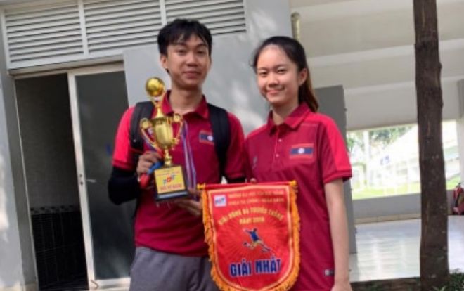 CĐV Lào: 'Niềm tin sẽ giúp chúng tôi chơi tốt trước U22 Việt Nam'