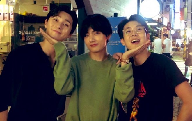 Hội anh em cây khế được chờ đợi nhất MMA 2019: V, Park Seo Joon, Choi Woo Sik tái ngộ ngộ