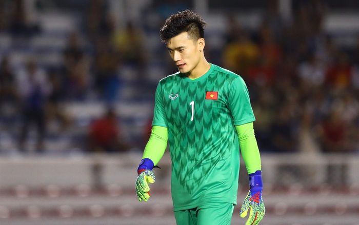 Thủ môn Bùi Tiến Dũng: 'Tôi sai đã có các bạn sửa'