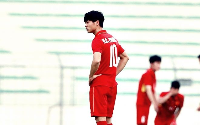 Vì sao HAGL không thể cản CLB TPHCM mua Công Phượng?