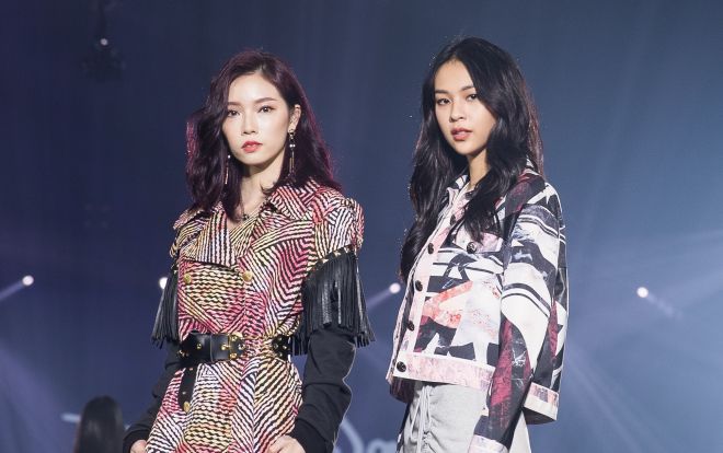 Phí Phương Anh là đại diện Việt duy nhất trình diễn tại Asia Fashion Awards