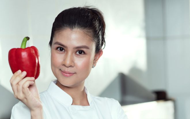 Kim Thư trải lòng về cuộc sống từ bà hoàng thành bà bán xôi sau khi ly hôn Phước Sang