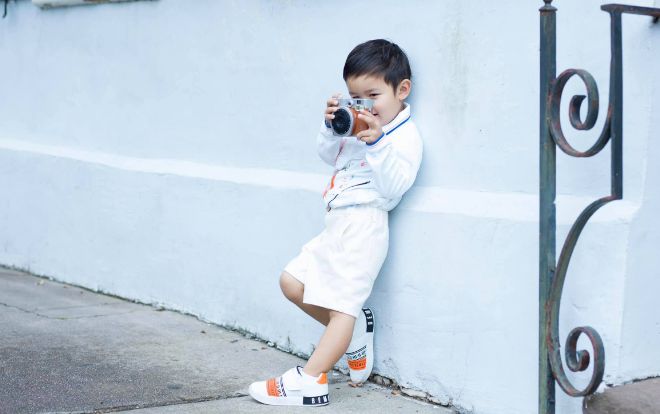 Con trai Đan Trường nhận được cơn mưa lời khen khi tạo dáng như mẫu nhí chuyên nghiệp