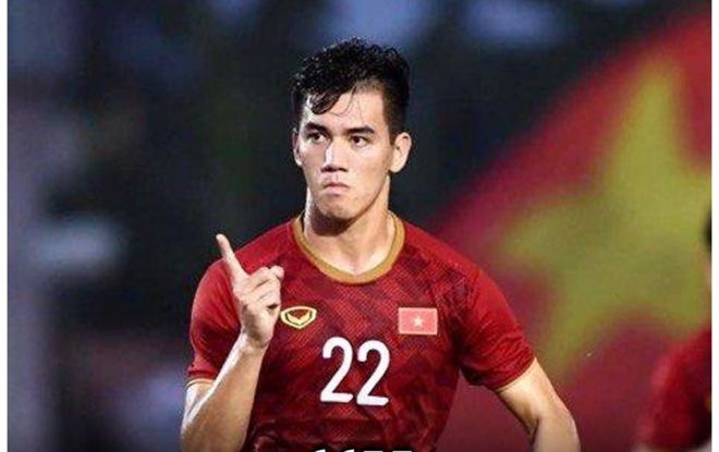 Ảnh chế: Tiến Linh hóa 'siêu nhân', U22 Thái Lan về nước trong cay đắng