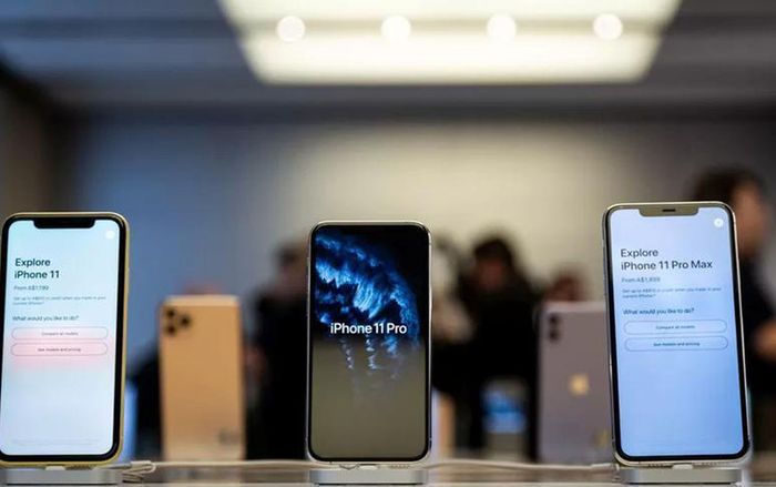iPhone sẽ không có bất kì cổng kết nối nào từ năm 2021
