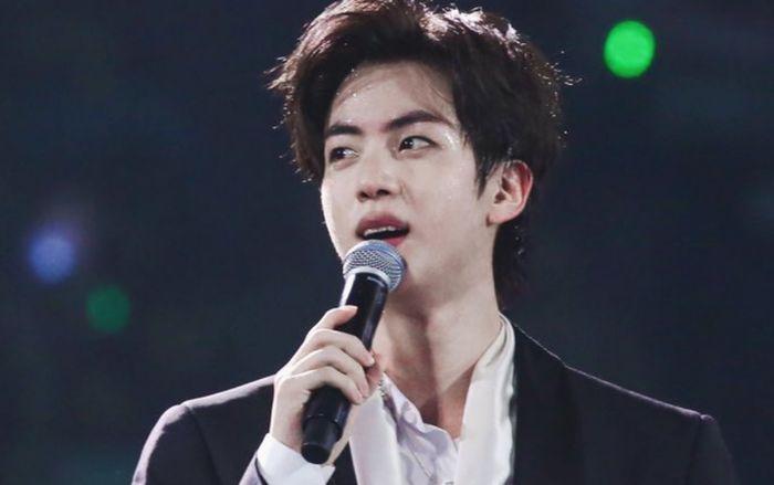 Park Kyung (Block B) khen ngợi bài phát biểu 'cà khịa' nghệ sĩ gian lận nhạc số của Jin (BTS) tại MAMA 2019