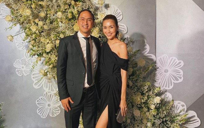 Tăng Thanh Hà mặc đầm đen trễ nải siêu quyến rũ sánh đôi bên ông xã Louis