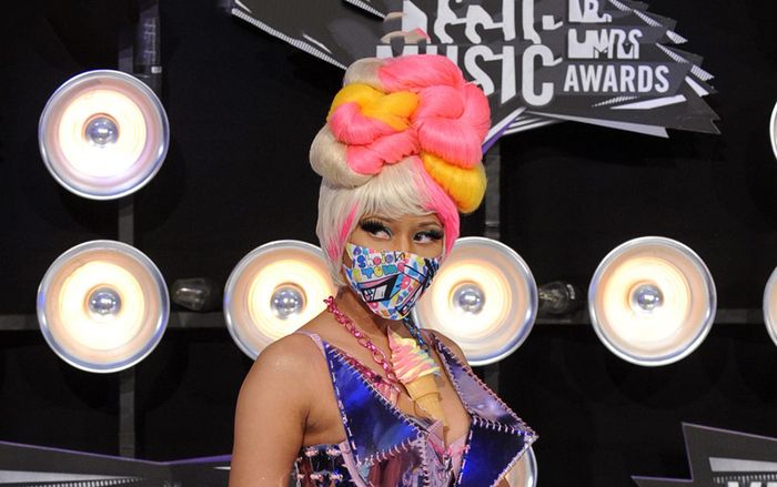 Hành trình thời trang táo bạo của ‘thánh giải nghệ hụt’ Nicki Minaj
